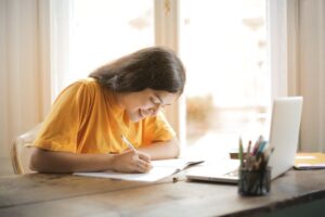 Hướng dẫn dùng ChatGPT cho học sinh từ A đến Z hiệu quả nhất