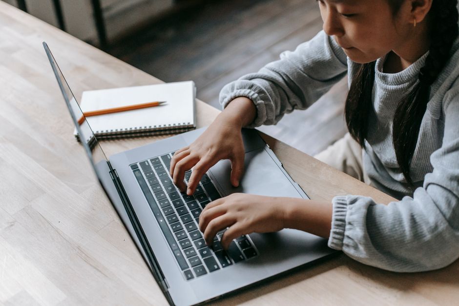 Bí quyết chọn khóa học tiếng anh online cho bé hiệu quả và lộ trình tại nhà - Hình ảnh chi tiết