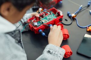 Bí quyết dạy con tư duy logic qua trò chơi lập trình hiệu quả - Hình ảnh chi tiết