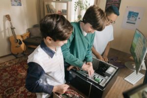 Bí quyết lập trình Scratch cho trẻ em: Hướng dẫn từ A đến Z cho phụ huynh - vietlearning tin giáo dục