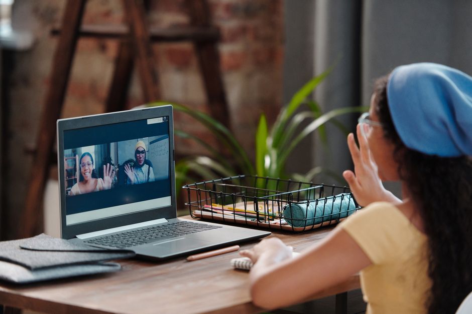 Hướng dẫn khóa học online tương tác cho học sinh trên nền tảng lớp học ảo hiện đại